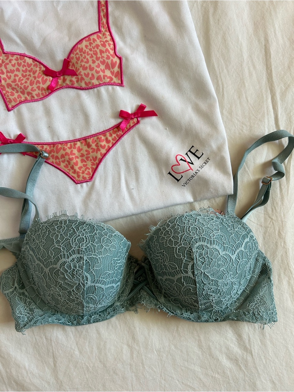 Victoria's Secret Lace Push-Up Bra in Sage Green